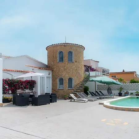 Welcs Casa 111 Emp Con Piscina فيلة