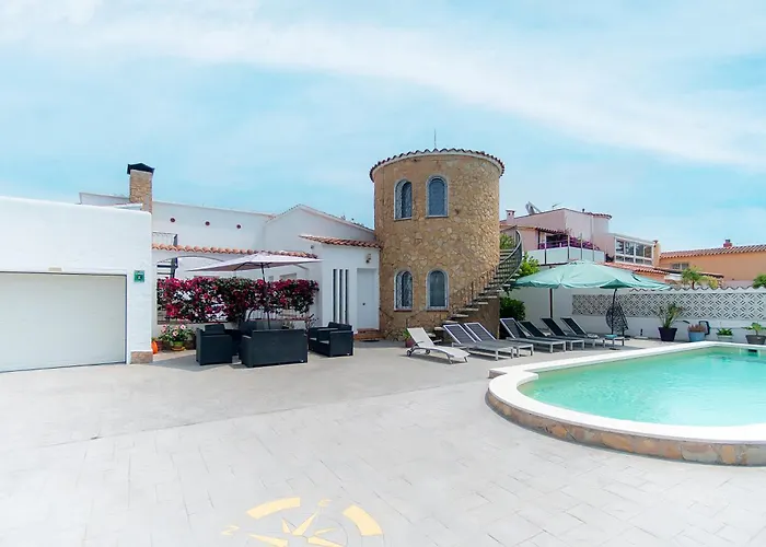 Welcs Casa 111 Emp Con Piscina Privada Y Parking Willa Empuriabrava